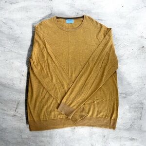 Old Navy Men's Golden Crewneck Sweater